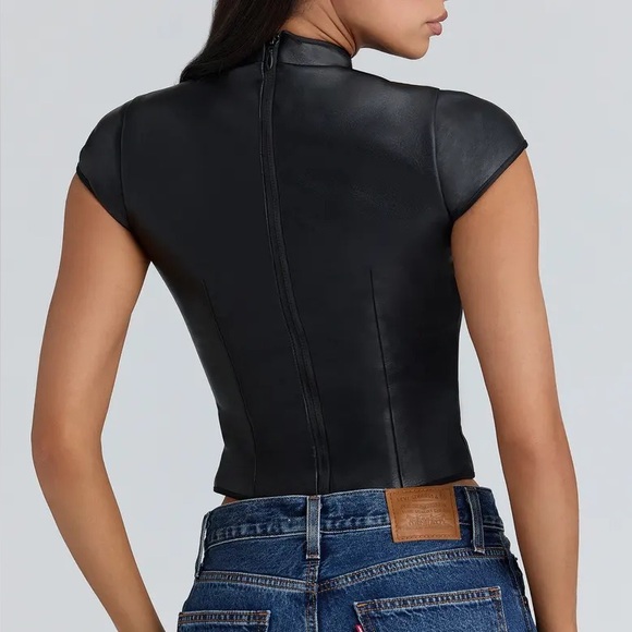 House of CB BOBBI Black Vegan Leather Mandarin Collar Top NWT - Picture 3 of 3